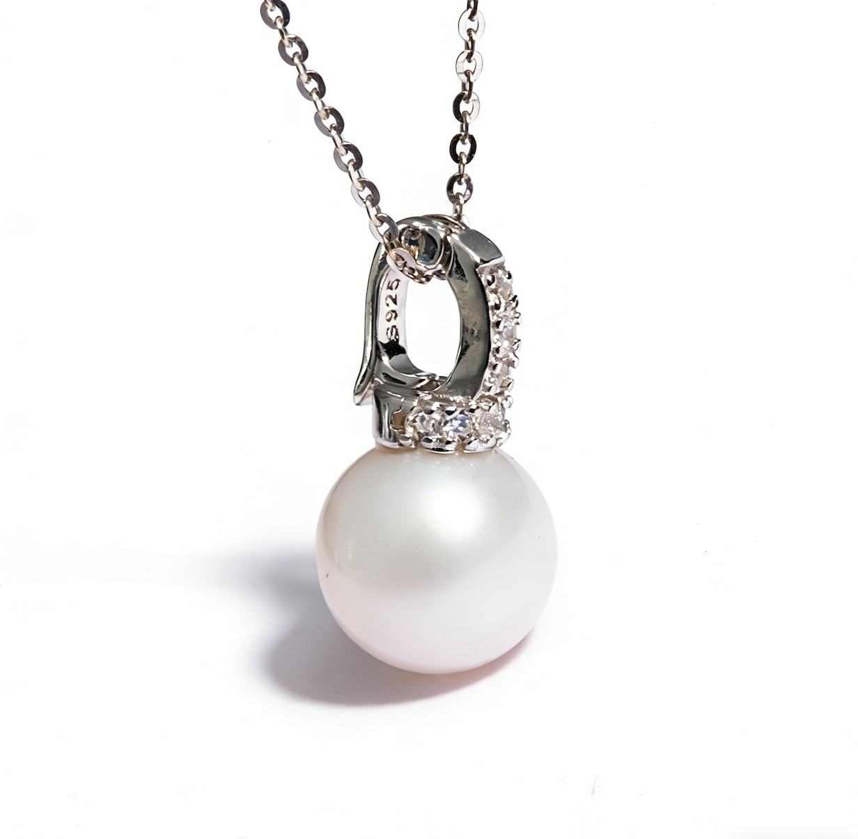 8mm | The Solo Path | Single-Pearl Necklace