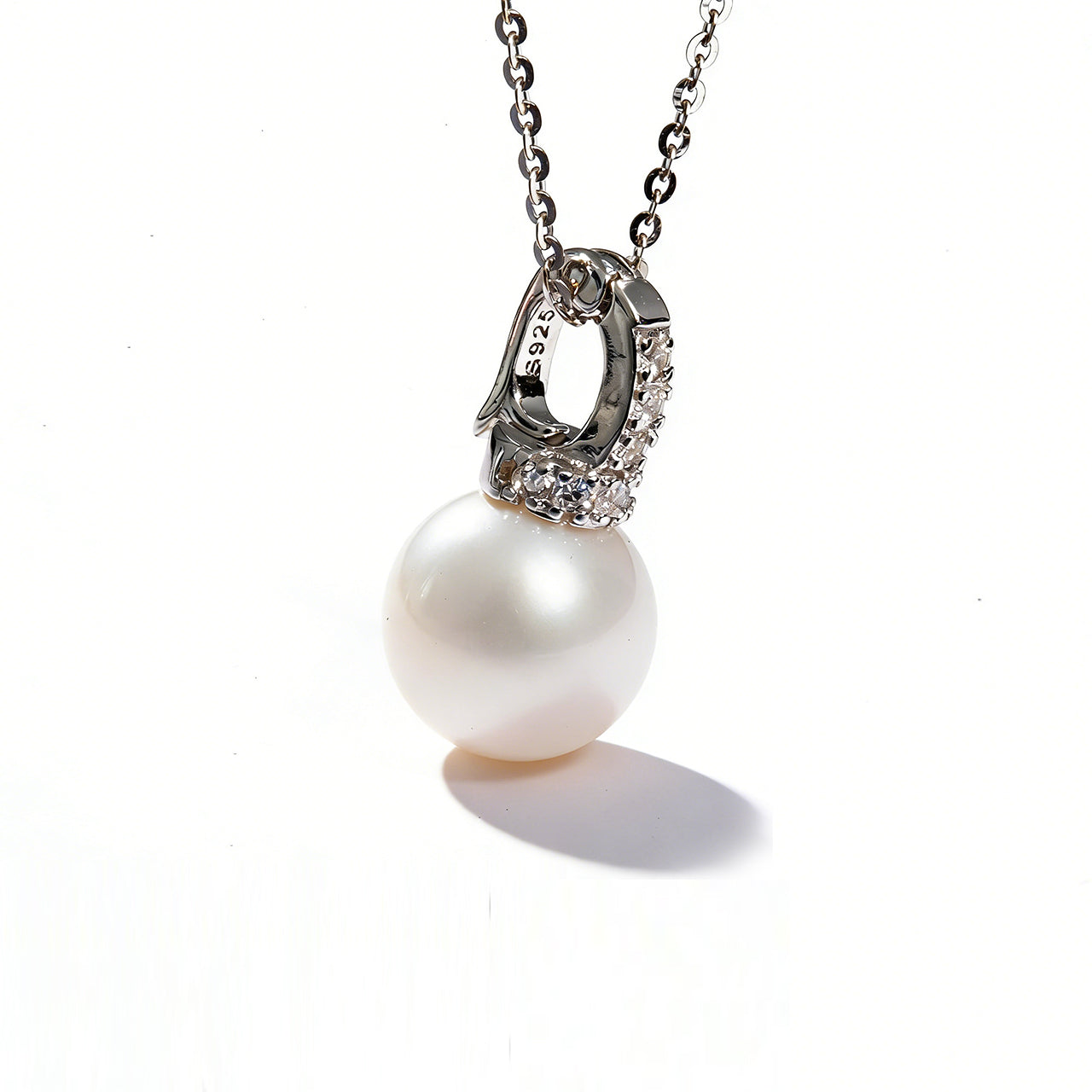 8mm | The Solo Path | Single-Pearl Necklace