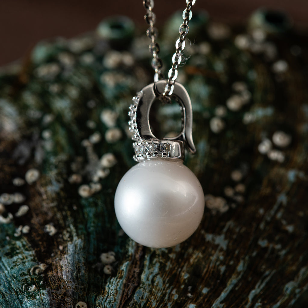 8mm | The Solo Path | Single-Pearl Necklace