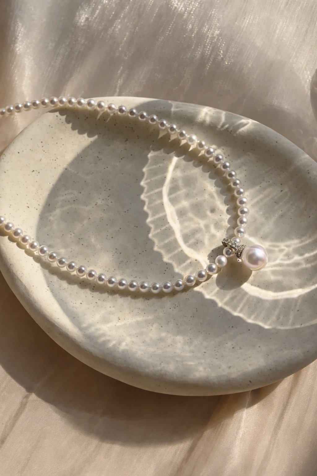 B 3.5–4mm + 8mm | The Held Point | Full Strand Necklace｜In stock｜Ships in 24h